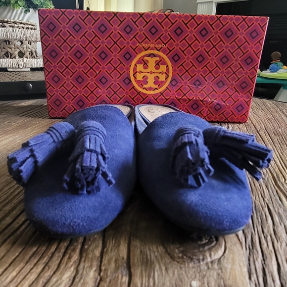 Tory Burch Suede Salinas Mule - US 7 - Picture 7 of 8